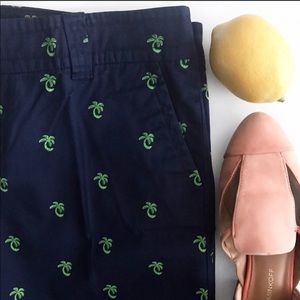 Lilly Pulitzer palm tree Bermuda shorts. Size 8.